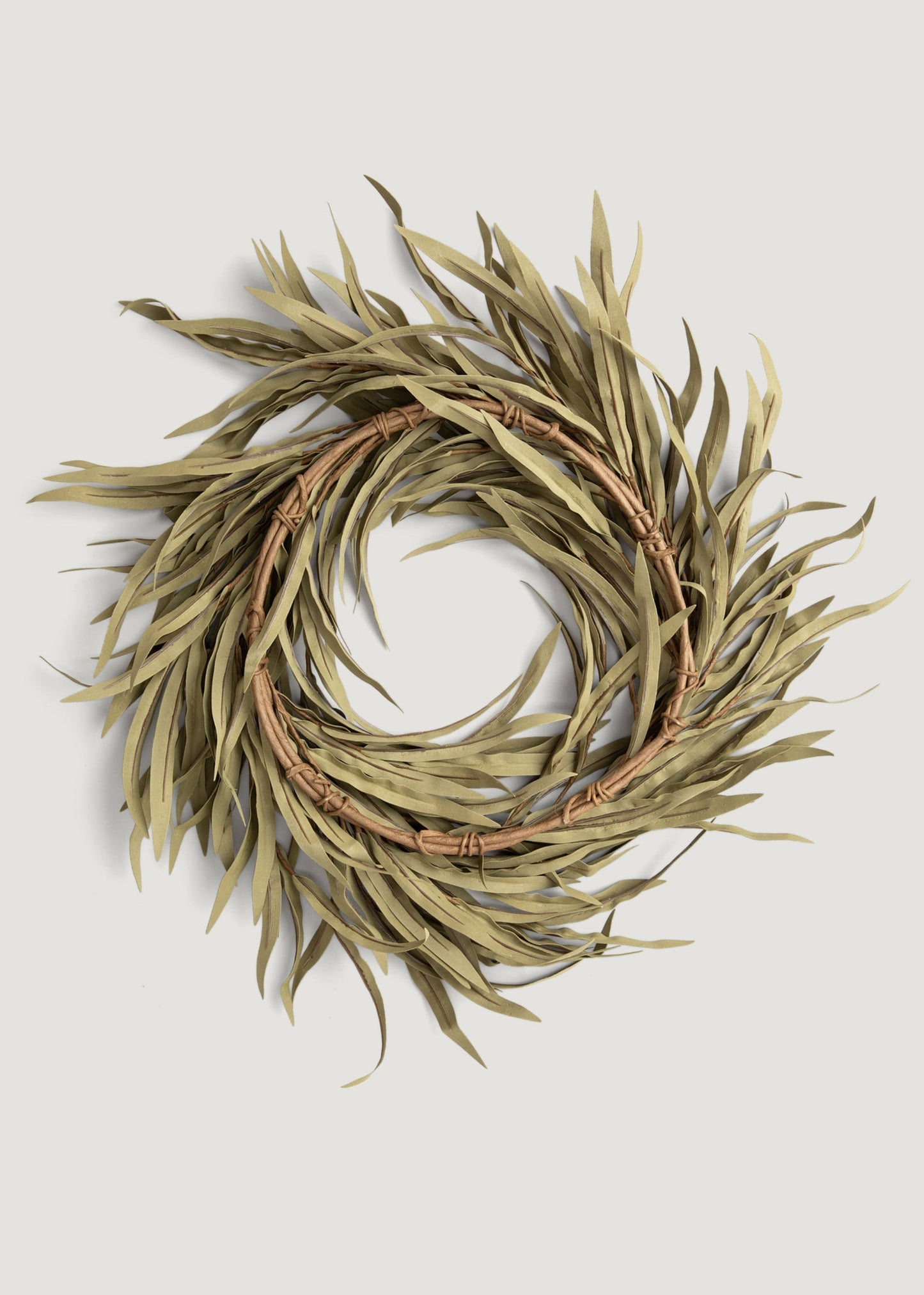 Faux Willow Leaf Greenery Wreath - 17.5"